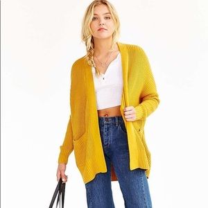 BDG Parker Cardigan yellow mustard oversized